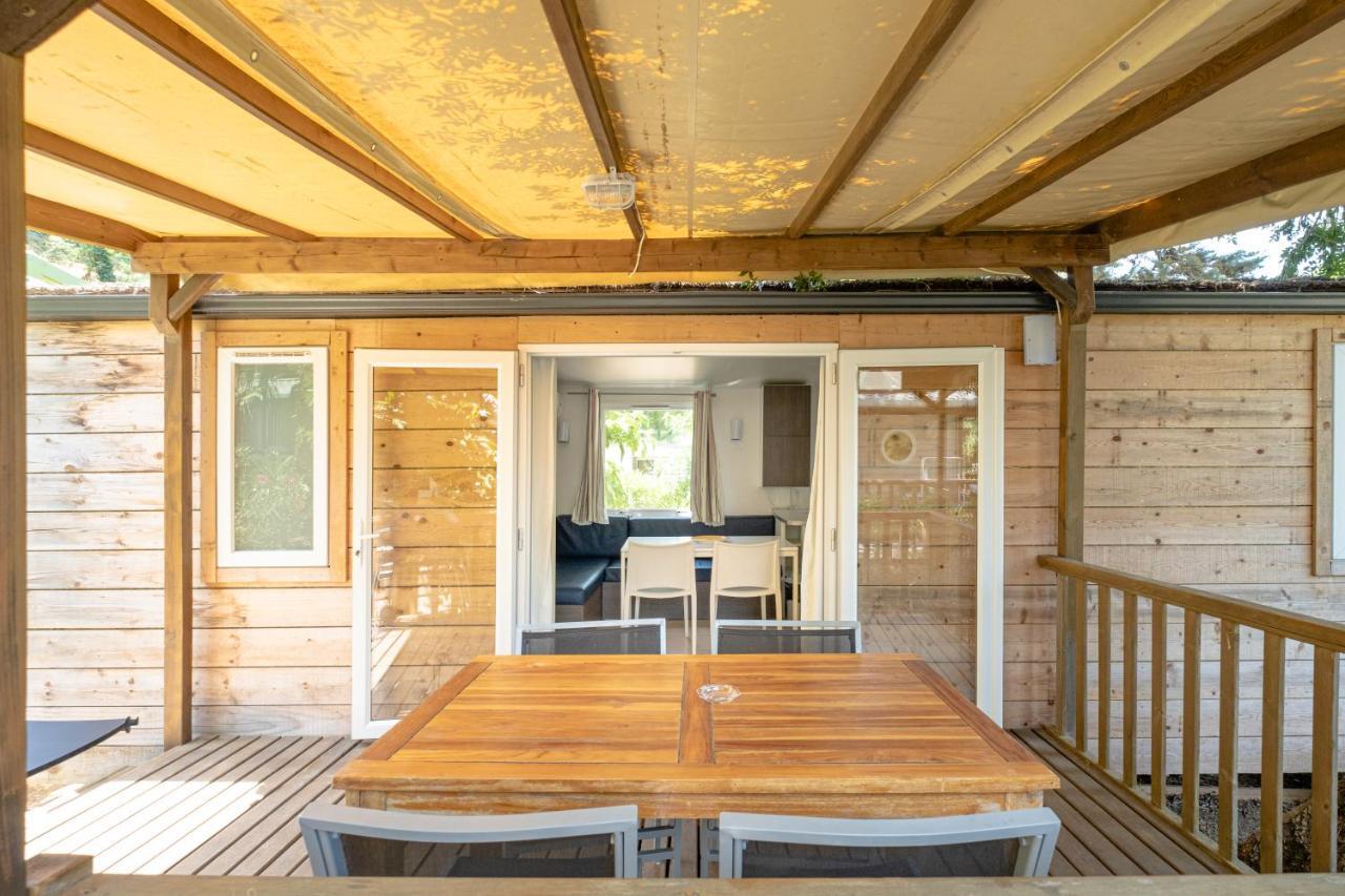 Camping Le Parc Des Monges Auribeau-sur-Siagne Exterior photo